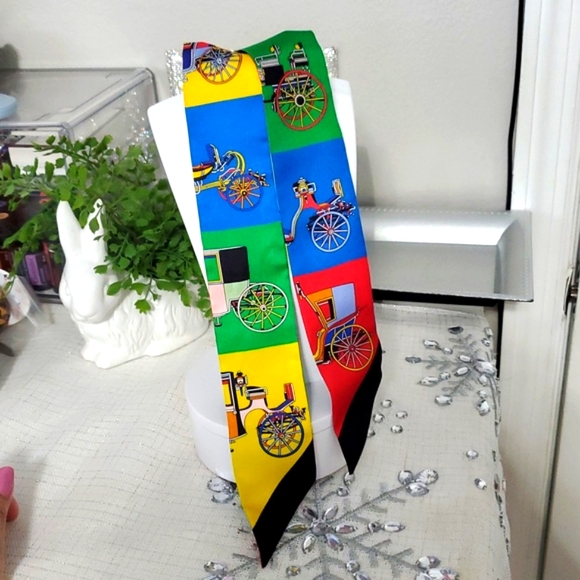 Hermes Colorful Carriage Design Scarf - Picture 6 of 10